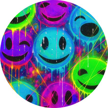 Lade das Bild in den Galerie-Viewer, Aluminiumbild gebürstet Smileys in Neon Farben Kreis