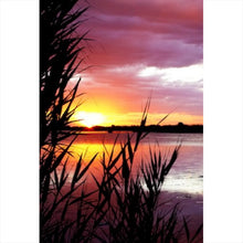 Lade das Bild in den Galerie-Viewer, Poster Sonnenuntergang am Strand Hochformat
