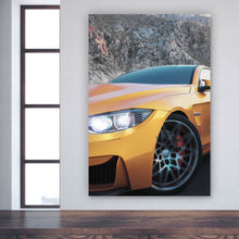 Lade das Bild in den Galerie-Viewer, Poster Sportwagen auf Bergstraße bei Sonnenuntergang Hochformat