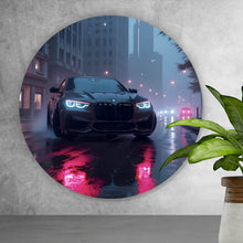 Lade das Bild in den Galerie-Viewer, Aluminiumbild gebürstet Sportwagen bei Nacht auf regennasser Straße Kreis