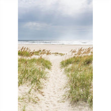 Lade das Bild in den Galerie-Viewer, Leinwandbild Strandweg zwischen Dünen unter wolkigem Himmel Hochformat