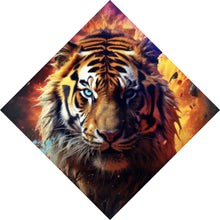 Lade das Bild in den Galerie-Viewer, Aluminiumbild Tiger Portrait mit dynamischen Hintergrund Raute
