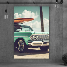 Lade das Bild in den Galerie-Viewer, Leinwandbild Vintage Auto mit Surfbrett am Strand Hochformat