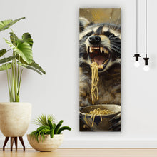 Lade das Bild in den Galerie-Viewer, Aluminiumbild gebürstet Waschbär beim Essen im Vintagestil Panorama Hoch