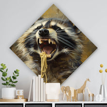 Lade das Bild in den Galerie-Viewer, Aluminiumbild gebürstet Waschbär beim Essen im Vintagestil Raute