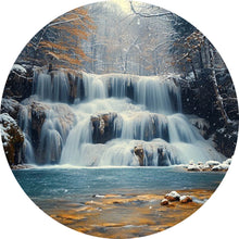 Lade das Bild in den Galerie-Viewer, Aluminiumbild gebürstet Winterlicher Wasserfall in verschneiter Waldlandschaft Kreis