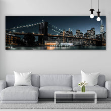 Lade das Bild in den Galerie-Viewer, Poster Brooklyn Bridge bei Nacht Panorama