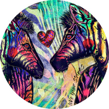 Lade das Bild in den Galerie-Viewer, Aluminiumbild gebürstet Abstrakte Zebras mit Herz Kreis