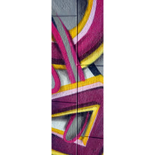 Lade das Bild in den Galerie-Viewer, Leinwandbild Abstraktes Graffiti auf einer Mauer Panorama Hoch