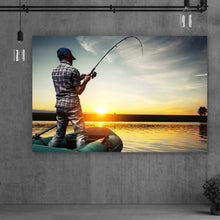 Lade das Bild in den Galerie-Viewer, Poster Angeln bei Sonnenuntergang Querformat