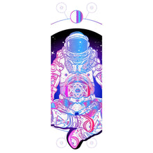 Lade das Bild in den Galerie-Viewer, Poster Astronaut im Lotus Sitz Panorama Hoch