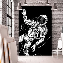 Lade das Bild in den Galerie-Viewer, Poster Astronaut Need More Space Hochformat