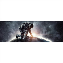 Lade das Bild in den Galerie-Viewer, Aluminiumbild gebürstet Astronaut touch the World Panorama