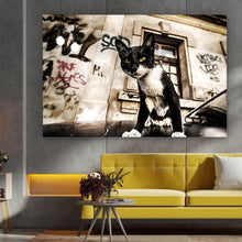 Lade das Bild in den Galerie-Viewer, Poster Bad Guy Querformat
