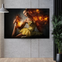 Lade das Bild in den Galerie-Viewer, Poster Ballerina steht in Flammen Querformat