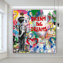 Lade das Bild in den Galerie-Viewer, Leinwandbild Banksy - Dream Big Dreams Quadrat
