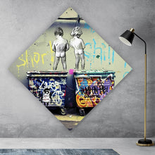 Lade das Bild in den Galerie-Viewer, Leinwandbild Banksy - Life is short Raute