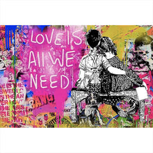 Lade das Bild in den Galerie-Viewer, Leinwandbild Banksy - Love is all we need Querformat