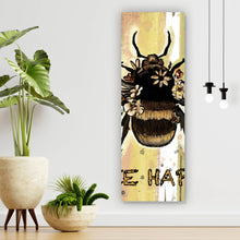 Lade das Bild in den Galerie-Viewer, Aluminiumbild Biene bee happy Vintage Panorama Hoch