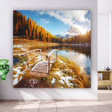 Lade das Bild in den Galerie-Viewer, Poster Brücke in herbstlicher Berglandschaft Quadrat
