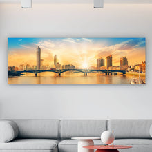 Lade das Bild in den Galerie-Viewer, Leinwandbild Brücke in London bei Sonnenaufgang Panorama