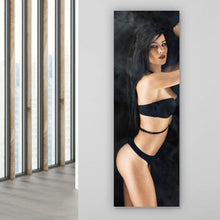 Lade das Bild in den Galerie-Viewer, Spannrahmenbild Brünette in Dessous Panorama Hoch