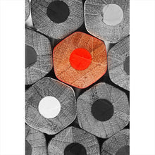 Lade das Bild in den Galerie-Viewer, Aluminiumbild Buntstifte Schwarz Weiß Hochformat