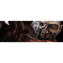 Lade das Bild in den Galerie-Viewer, Poster Close-Up-Portrait eines Zombies Panorama