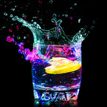 Lade das Bild in den Galerie-Viewer, Poster Colourful Drink Quadrat
