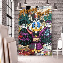 Lade das Bild in den Galerie-Viewer, Poster Dagobert Money First Pop Art Hochformat
