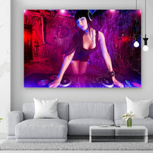 Lade das Bild in den Galerie-Viewer, Leinwandbild Sexy DJane play Music Querformat