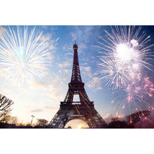 Lade das Bild in den Galerie-Viewer, Leinwandbild Eiffelturm mit Feuerwerk Querformat