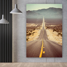 Lade das Bild in den Galerie-Viewer, Poster Endlose Strasse in Amerika Hochformat