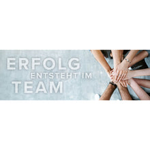 Lade das Bild in den Galerie-Viewer, Aluminiumbild Erfolg entsteht im Team Panorama