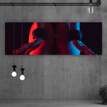 Lade das Bild in den Galerie-Viewer, Poster Erotische Frau in Handschellen No.2 Panorama