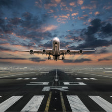 Lade das Bild in den Galerie-Viewer, Leinwandbild Flugzeug vor Sonnenuntergang Quadrat