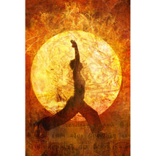 Lade das Bild in den Galerie-Viewer, Poster Frau im Yoga Krieger Hochformat