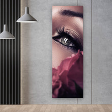 Lade das Bild in den Galerie-Viewer, Poster Frau in einem Rosenmeer Panorama Hoch