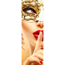 Lade das Bild in den Galerie-Viewer, Acrylglasbild Frau mit goldener Maske No.2 Panorama Hoch