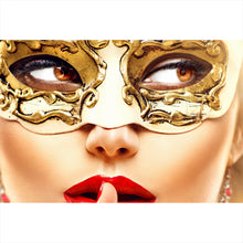 Lade das Bild in den Galerie-Viewer, Acrylglasbild Frau mit goldener Maske No.2 Querformat