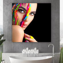 Lade das Bild in den Galerie-Viewer, Poster Frauen Portrait mit Farbe Quadrat