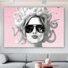 Lade das Bild in den Galerie-Viewer, Poster Frauengesicht mit Schlangen Querformat