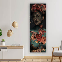 Lade das Bild in den Galerie-Viewer, Poster Frida Vintage mit Blumen Panorama Hoch