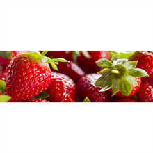 Lade das Bild in den Galerie-Viewer, Leinwandbild Frische Erdbeeren Panorama
