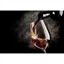 Lade das Bild in den Galerie-Viewer, Leinwandbild Genussvoller Rotwein Querformat
