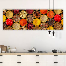 Lade das Bild in den Galerie-Viewer, Leinwandbild Gewürzvielfalt auf schwarzem Hintergrund Panorama