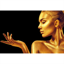 Lade das Bild in den Galerie-Viewer, Leinwandbild Goldene Frau Querformat