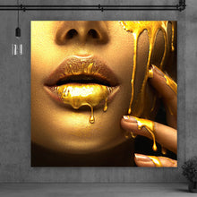 Lade das Bild in den Galerie-Viewer, Aluminiumbild gebürstet Goldene Lippen No.4 Quadrat