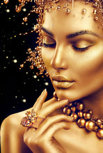 Lade das Bild in den Galerie-Viewer, Leinwandbild Goldene Lippen No.5 Hochformat