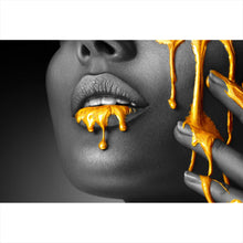 Lade das Bild in den Galerie-Viewer, Spannrahmenbild Goldene Lippen No.7 Querformat